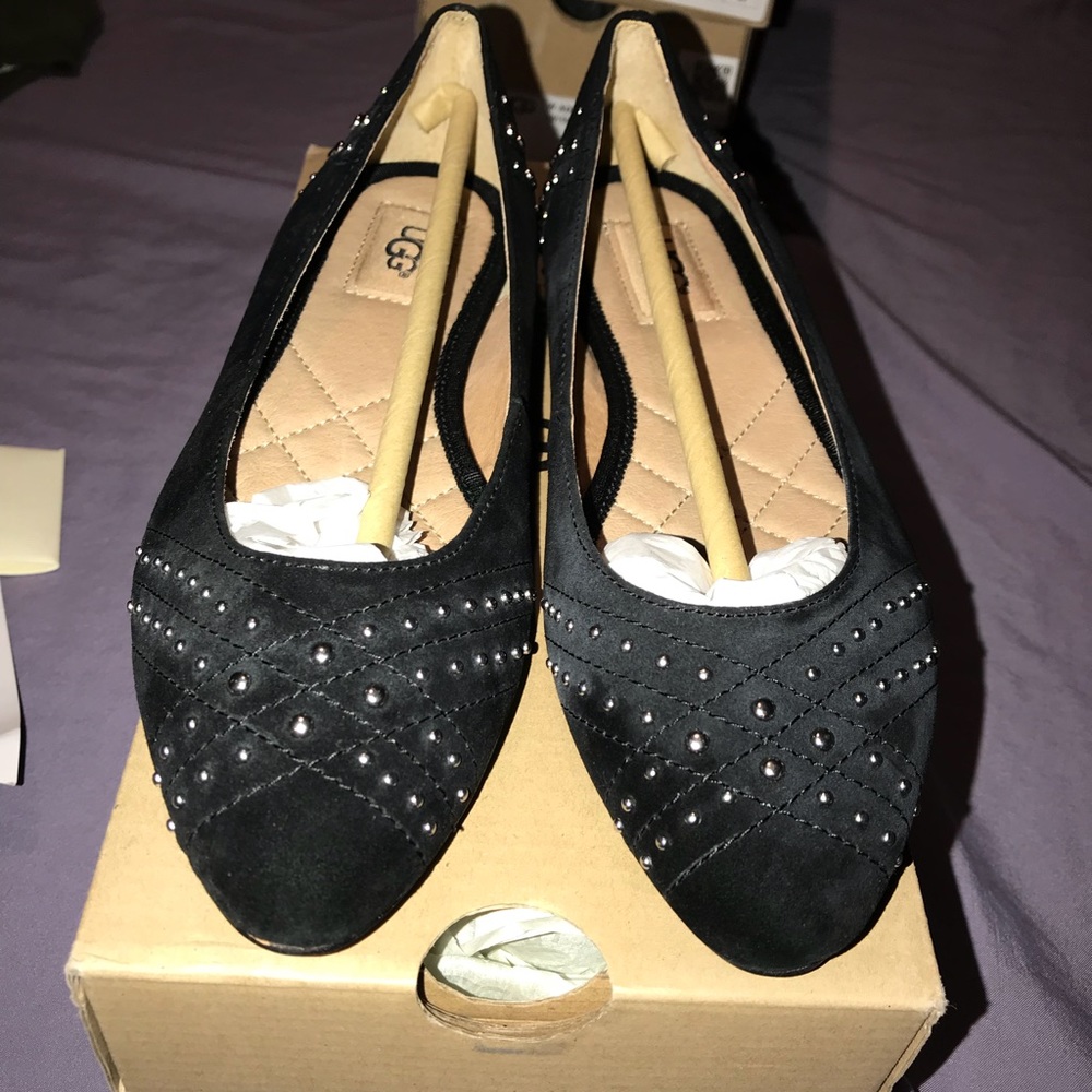 Ugg Flats
